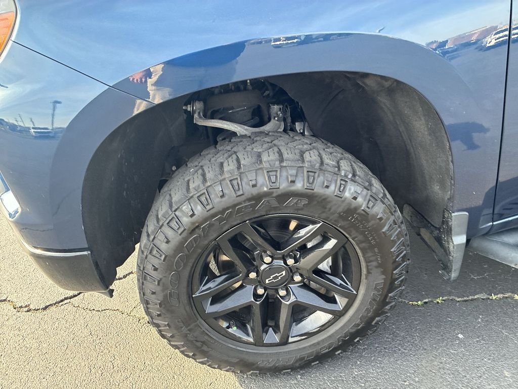 Used 2023 Blue Chevrolet Custom Trail Boss image 10