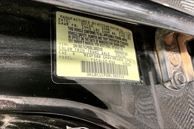 Used 2011 Black Nissan 1.8 SL image 4