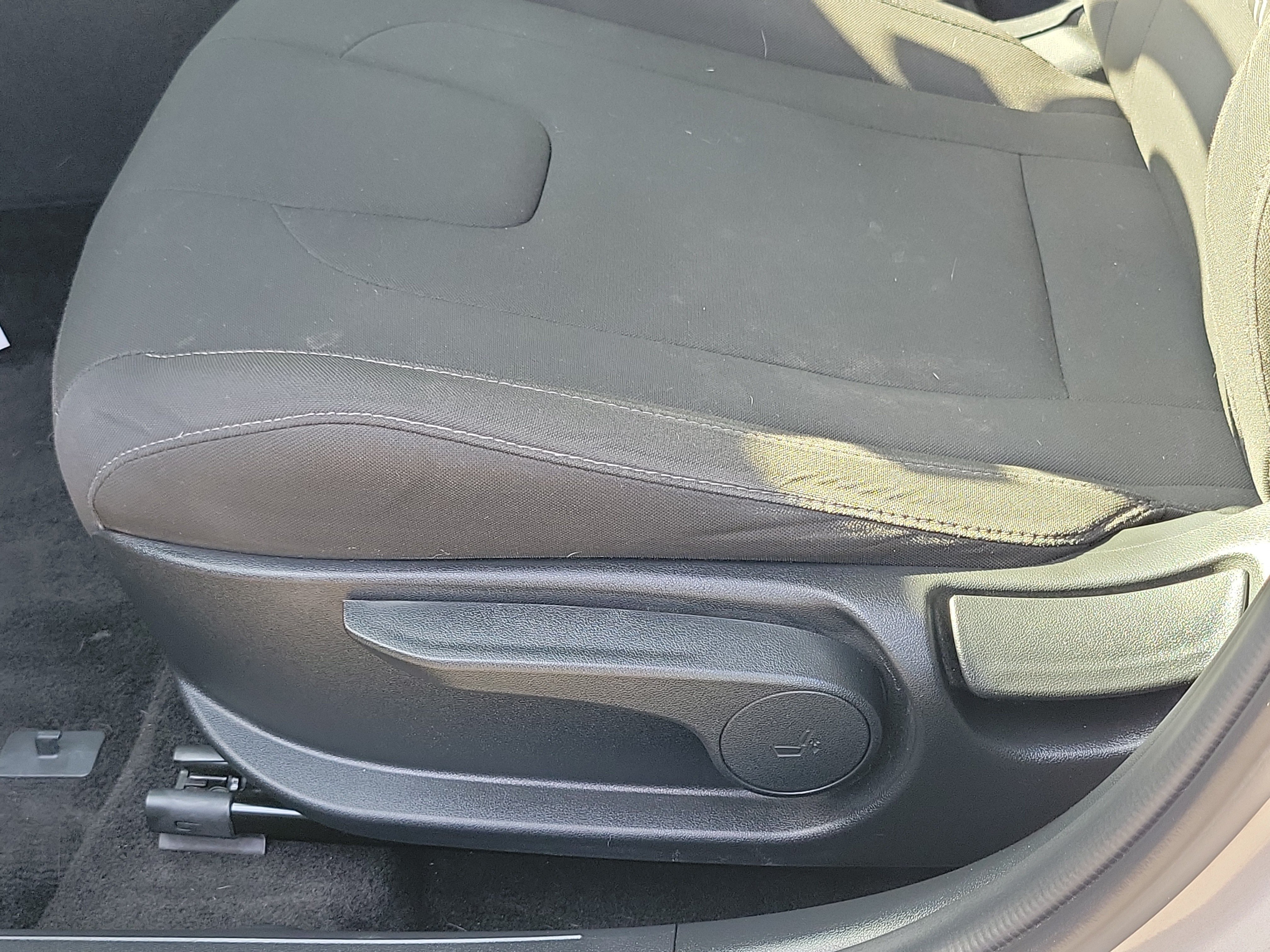 2024 Hyundai Elantra SEL - Photo 17