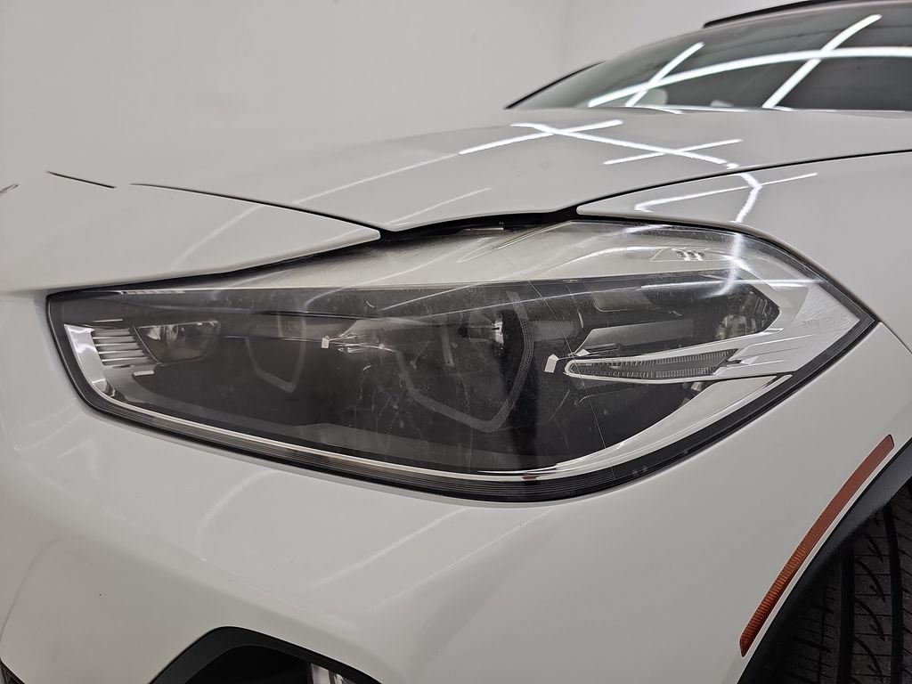 Used 2019 Mineral White Metallic BMW sDrive28i image 38