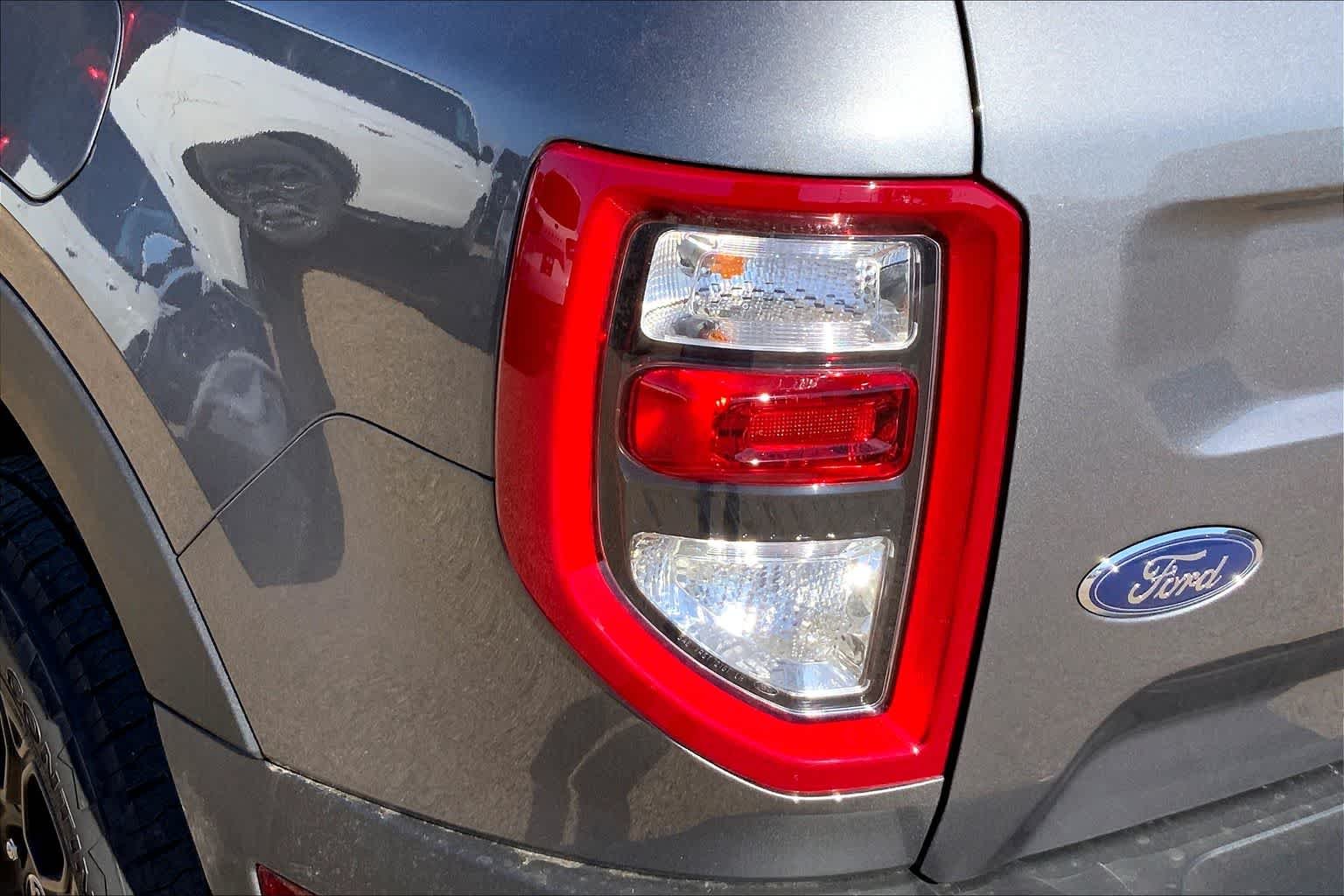 New 2025 Carbonized Gray Metallic Ford Badlands image 14