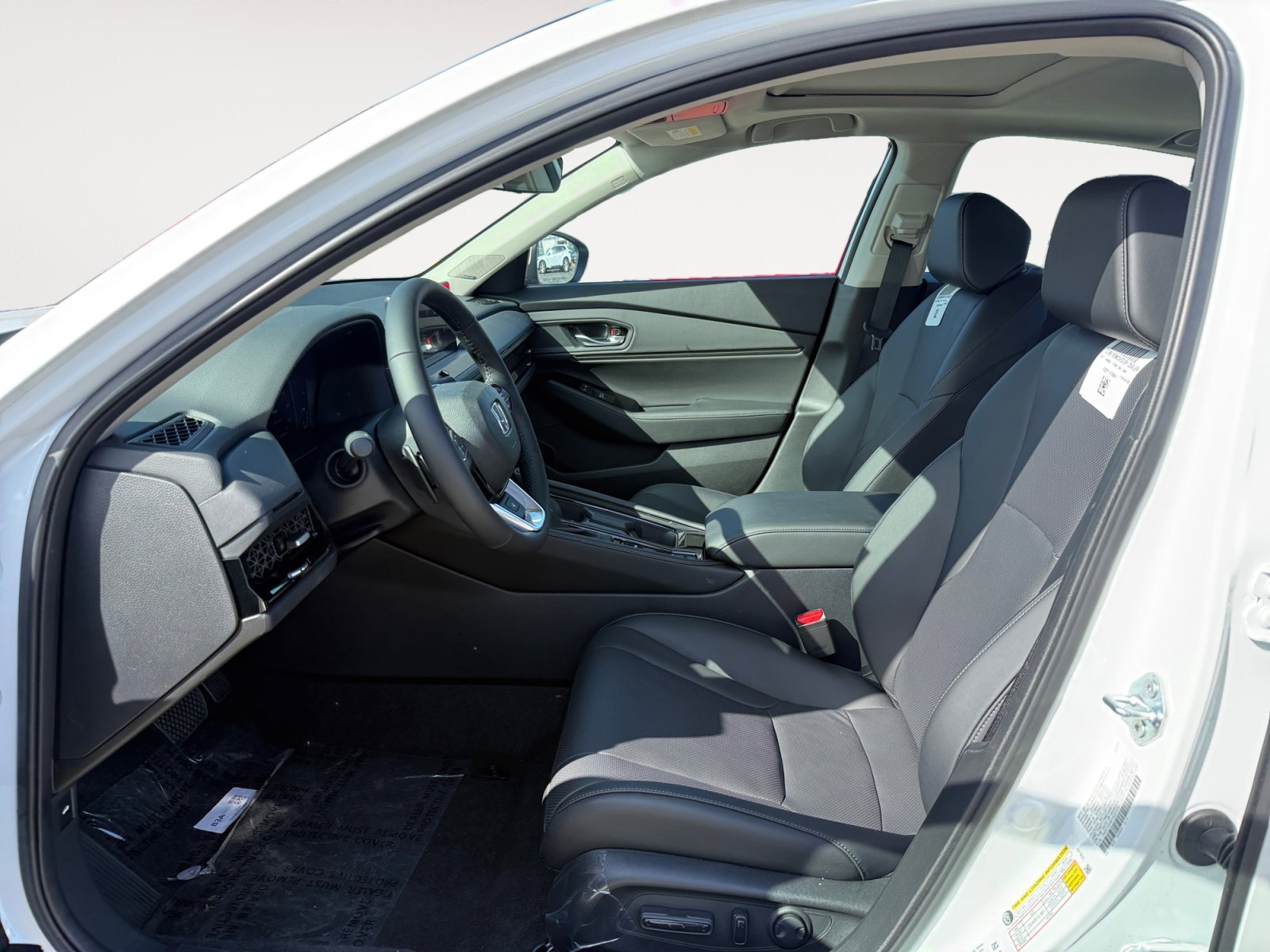 New 2026 Platinum White Pearl Honda Touring image 10