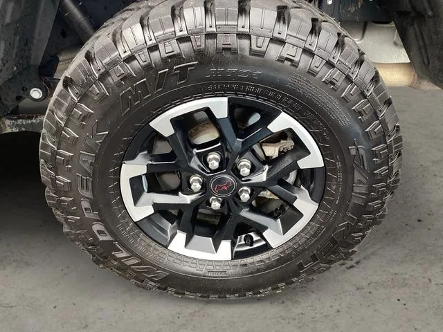 Used 2024 Black Clearcoat Jeep Rubicon image 14