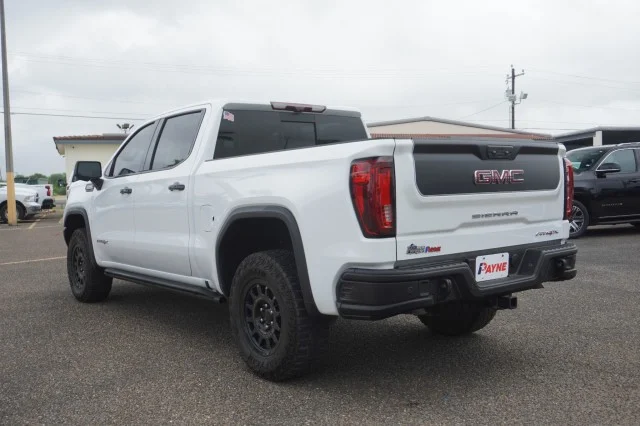 Used 2024 WHITE GMC AT4X image 11