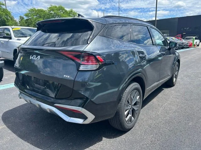 Certified Used 2023 Gray Kia SX image 4