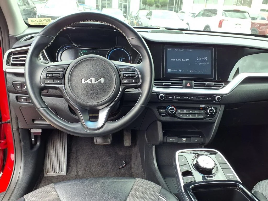 Certified Used 2022 Red Kia S image 12