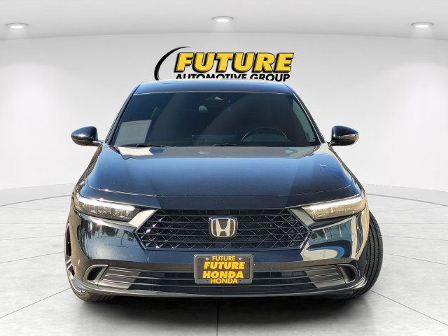 Used 2024  Honda Sport image 2