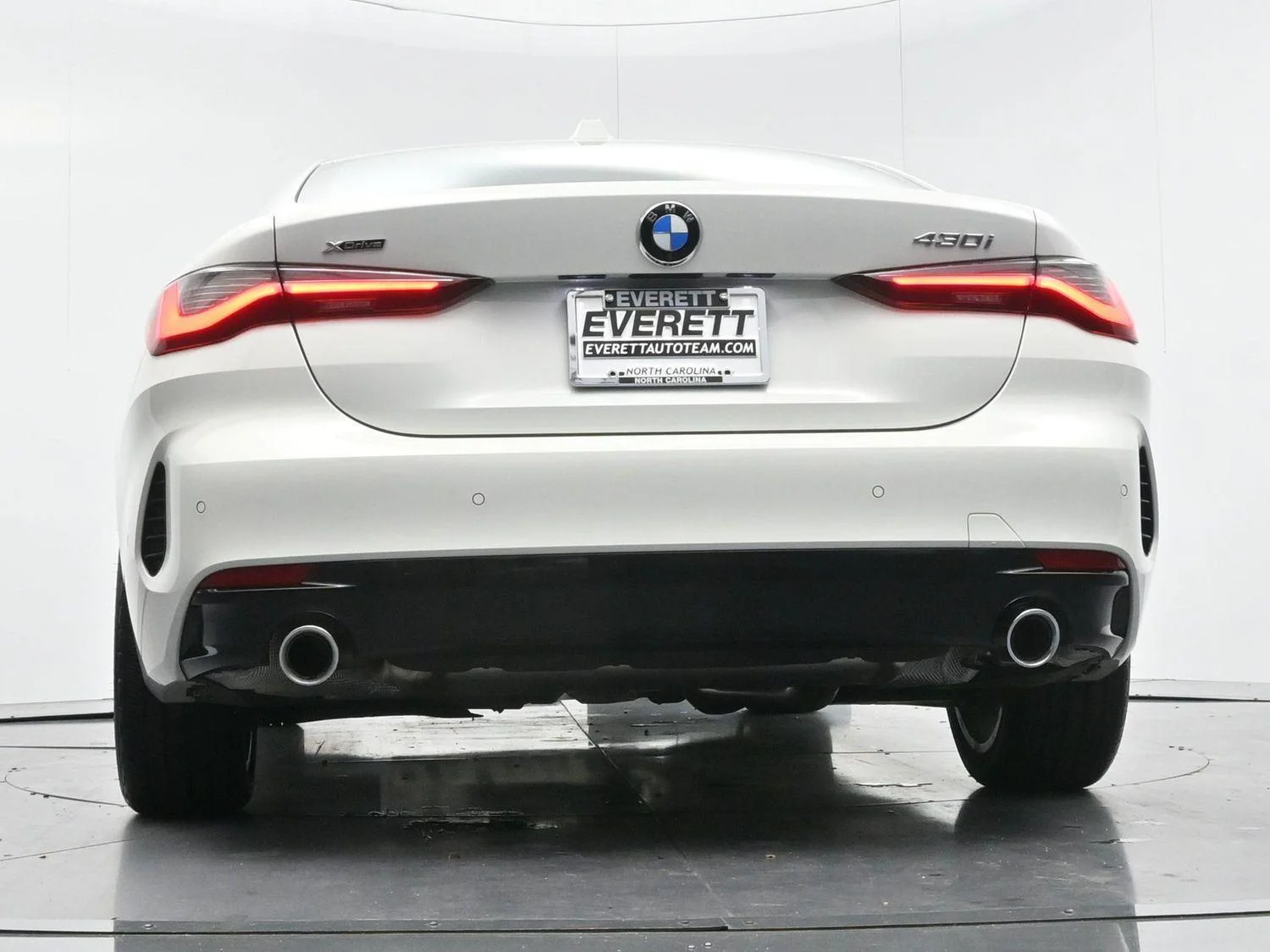 Used 2024 Alpine White BMW 430i xDrive image 47