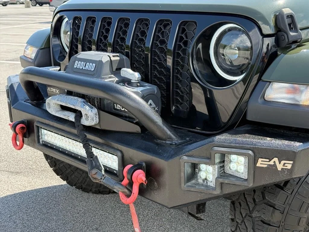 Used 2022 Green Jeep Willys image 10