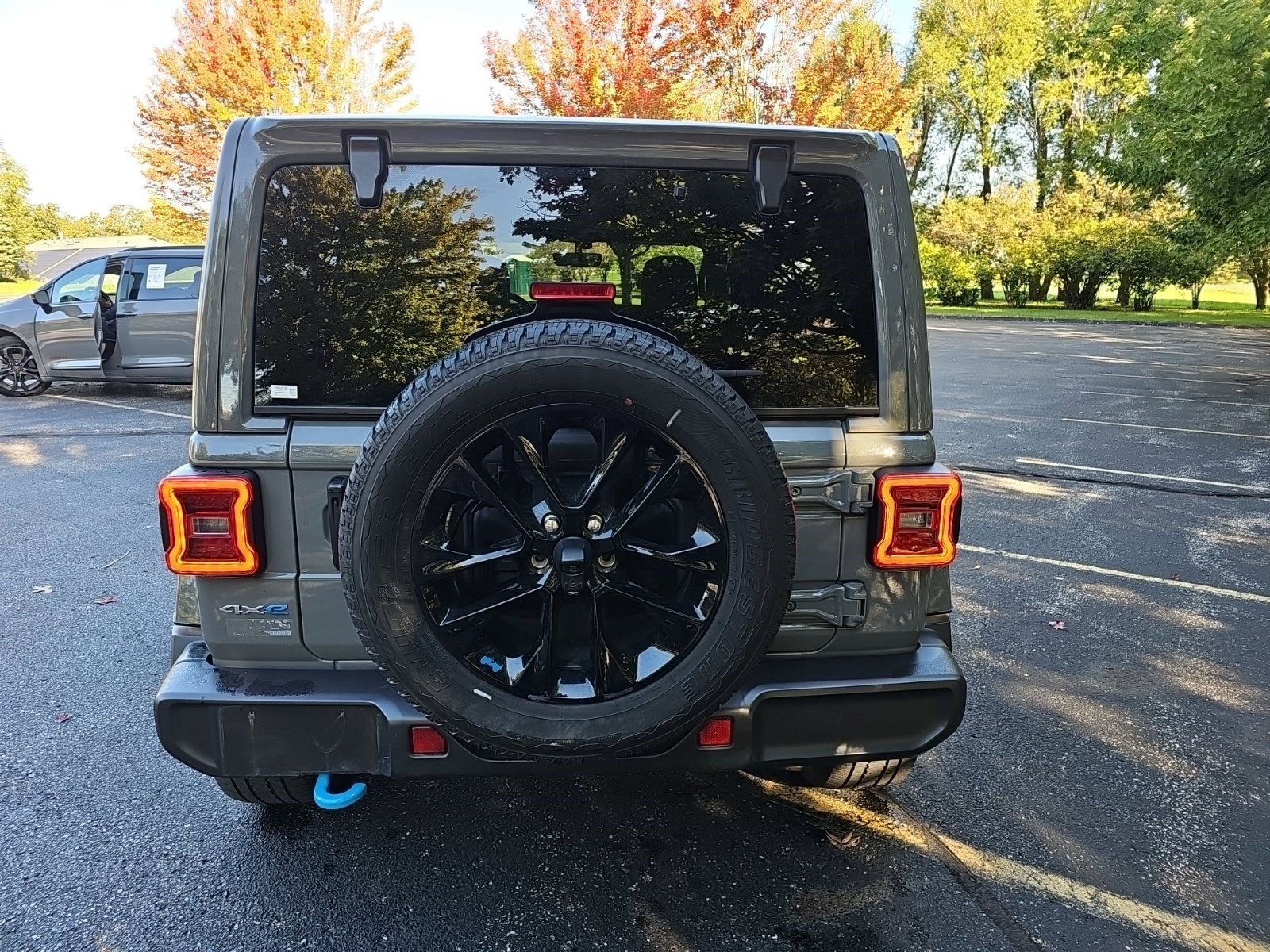Certified Used 2023 Sting-Gray Clearcoat Jeep Sahara image 4