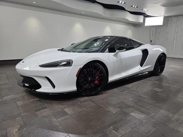 2023 McLaren GT 