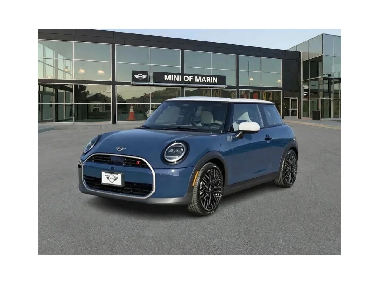 2026 MINI Hardtop Cooper S's photo