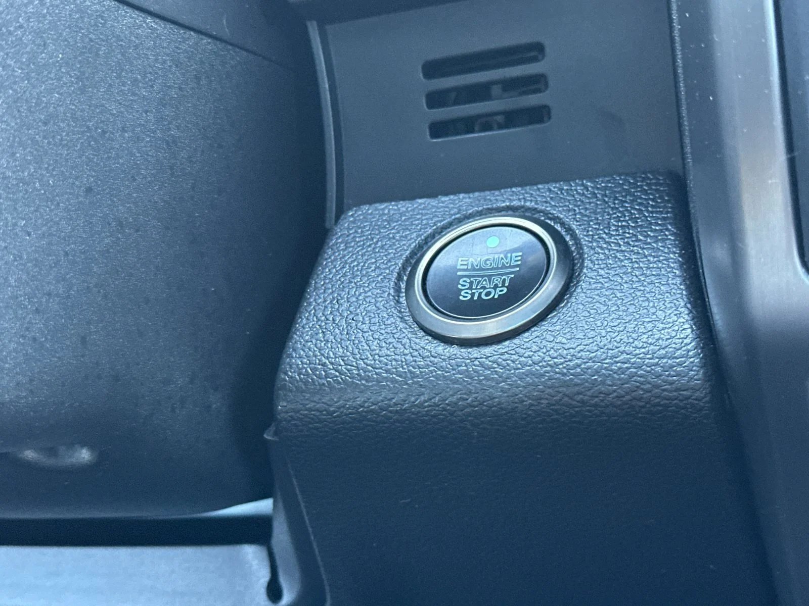Used 2018 White Ford Raptor image 22