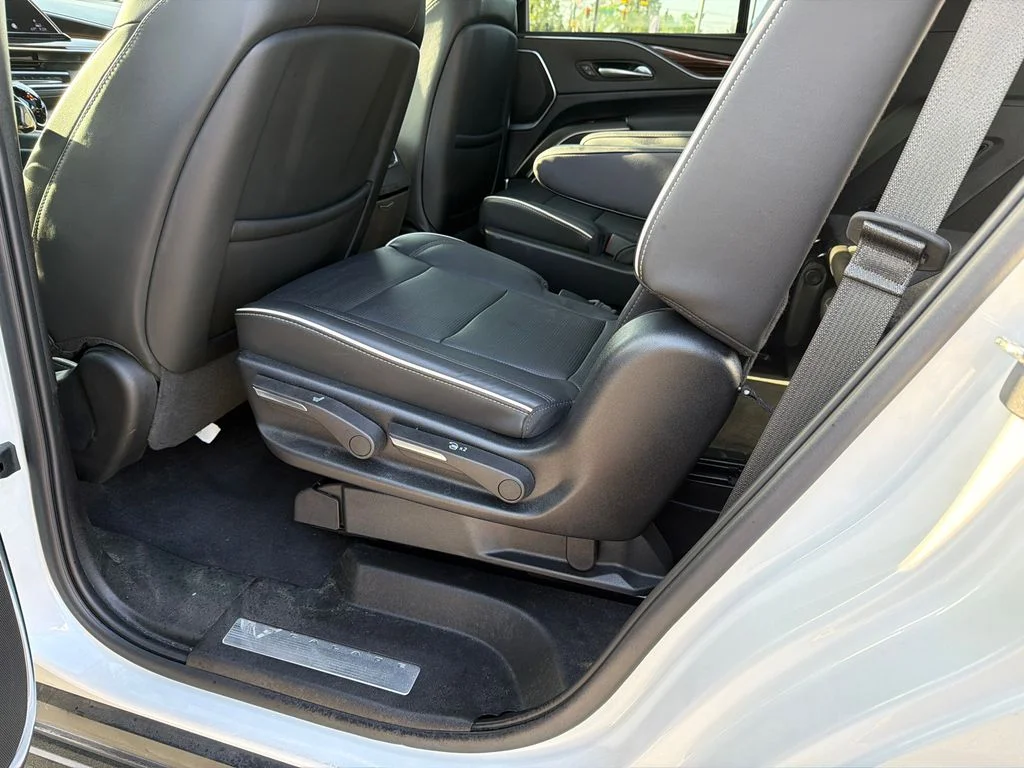 Used 2023 White Cadillac Premium Luxury image 21