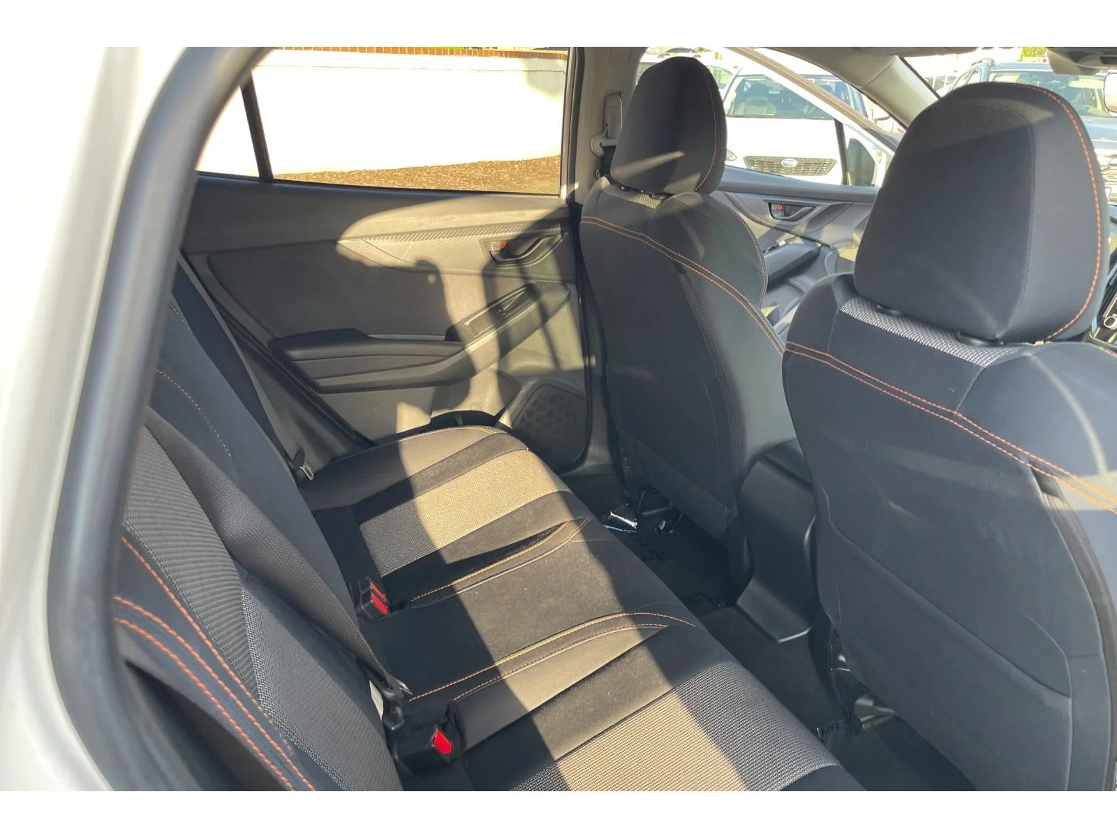 Used 2021 CRYSTAL WHITE PEA Subaru Premium image 18