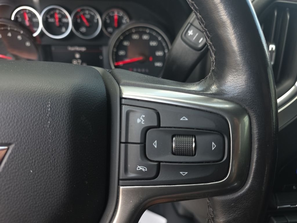 Used 2022 Red Chevrolet RST image 18