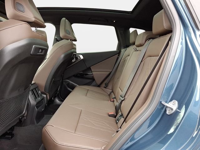 New 2026 Arctic Race Blue metallic BMW 30 xDrive image 9