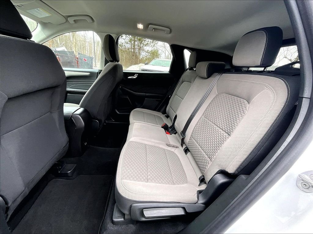 Used 2021 White Ford SE image 21