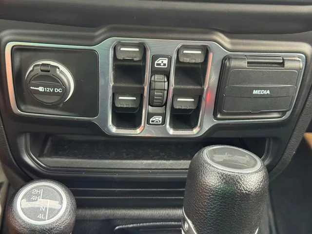 Used 2021 Red Jeep Unlimited Sport S image 37