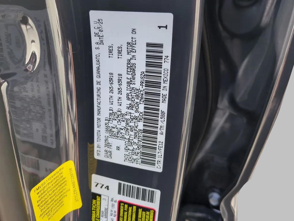 2025 Toyota Tacoma TRD Sport - Photo 30