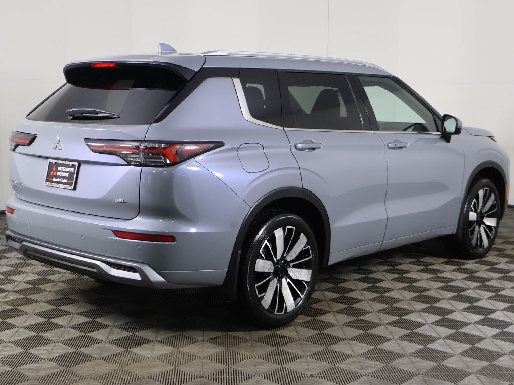 2026 Mitsubishi Outlander SEL - Photo 15