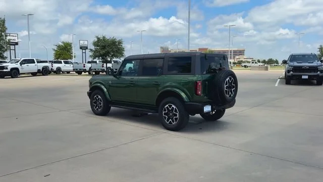 Used 2023 Green Ford Outer Banks image 6