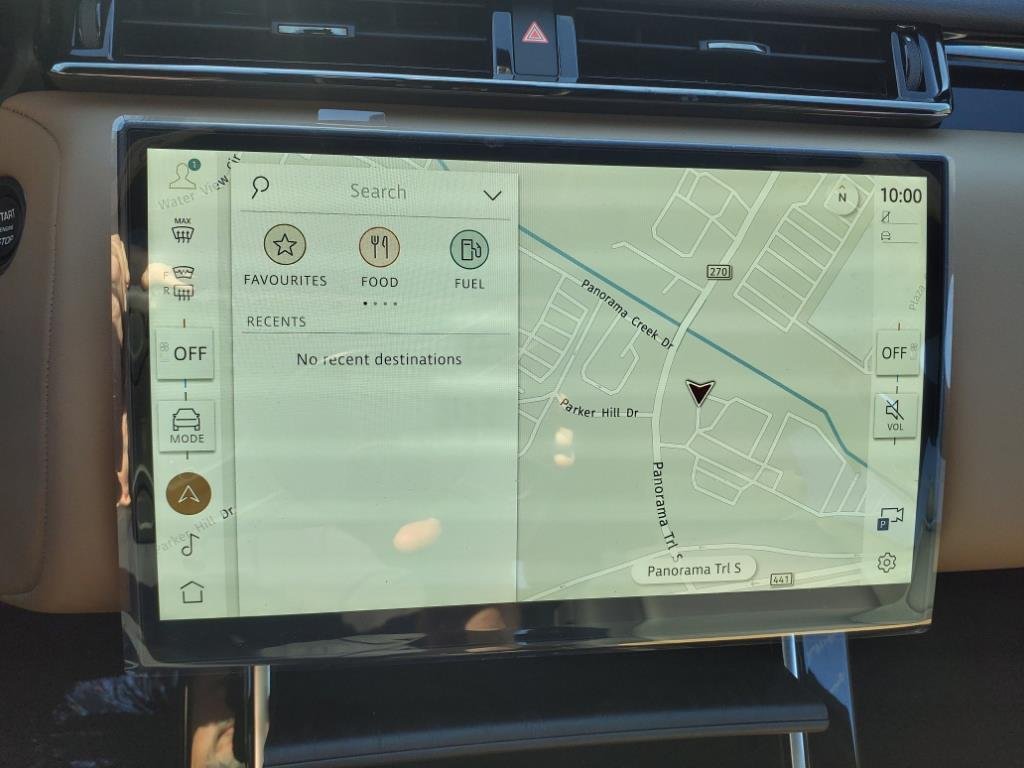 New 2025 Fuji White LAND ROVER Dynamic HSE image 16