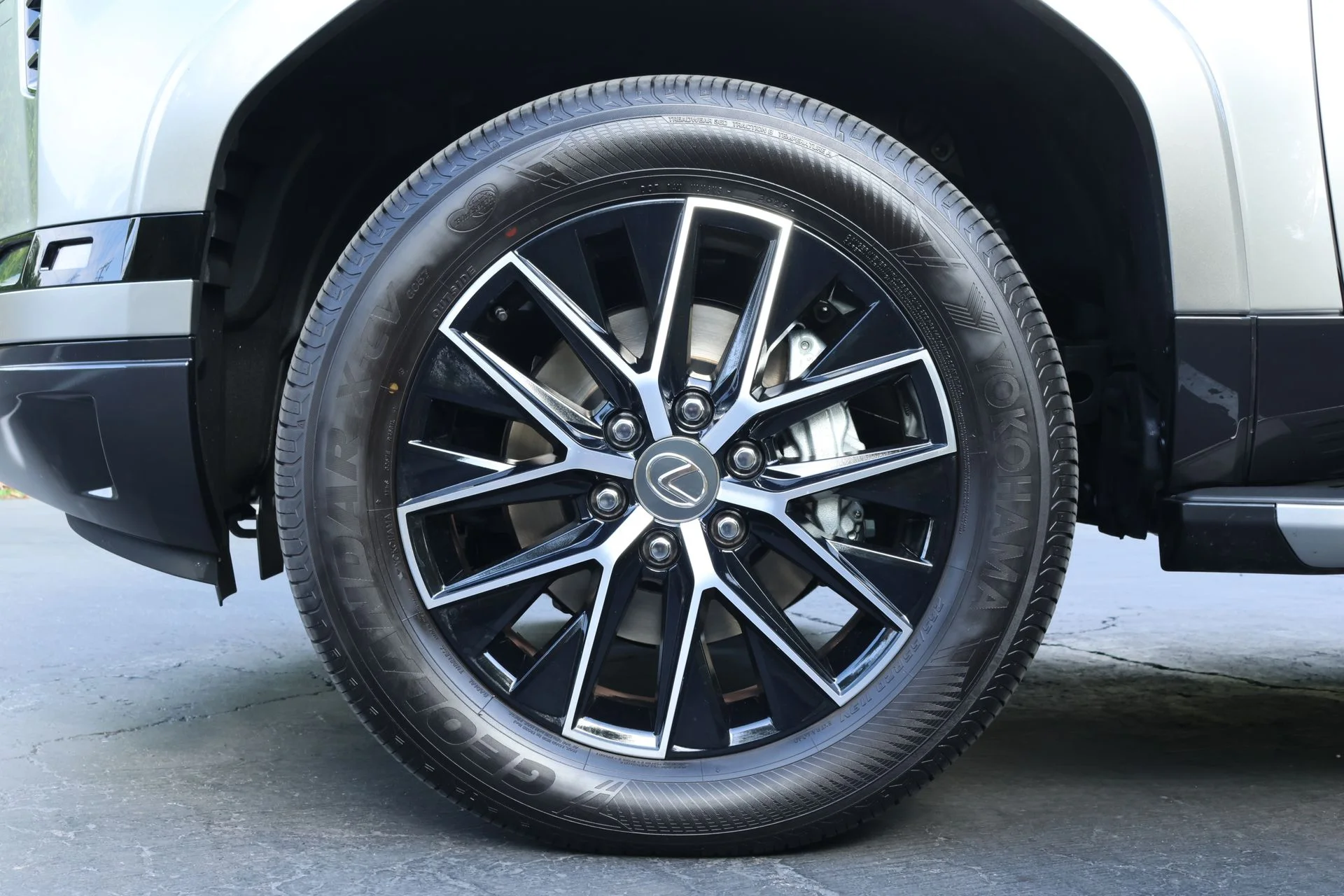 Used 2026 Silver Lexus 550 Premium+ image 5