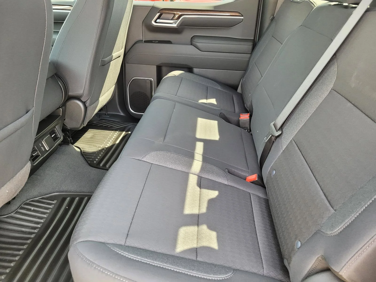 2026 Chevrolet Silverado 1500 LT - Photo 8