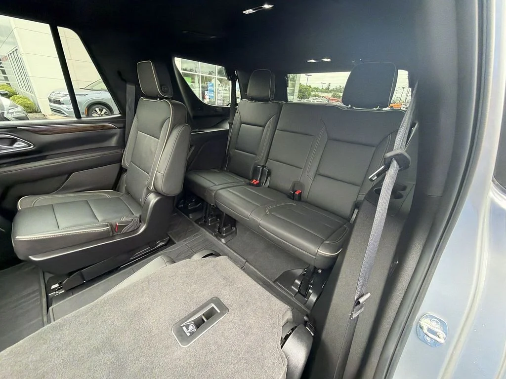 Used 2024 Gray Chevrolet Premier image 23