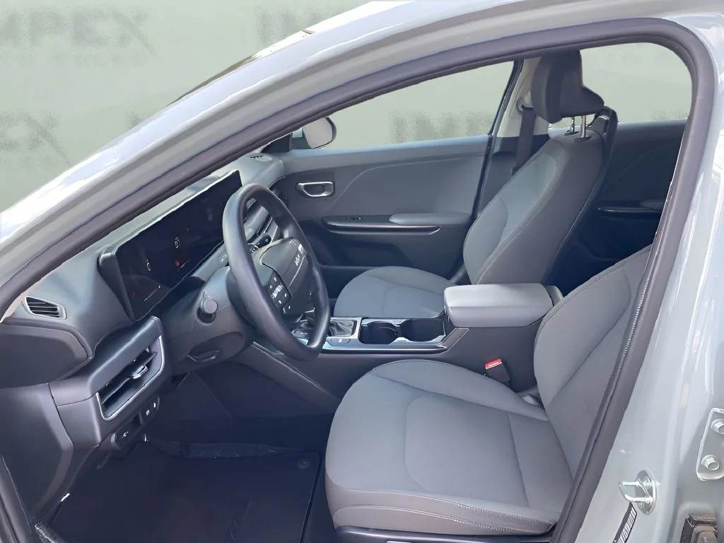 Used 2025 Gray Kia LXS image 17