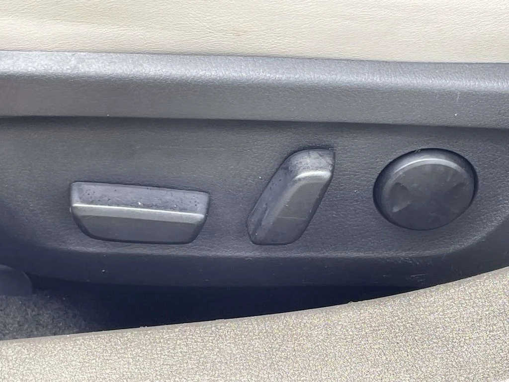 Used 2025 Gray Mazda 2.5 S Preferred Package image 17