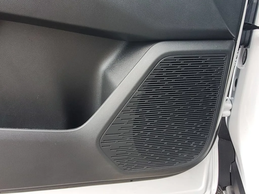 New 2026 Summit White Chevrolet LT image 30