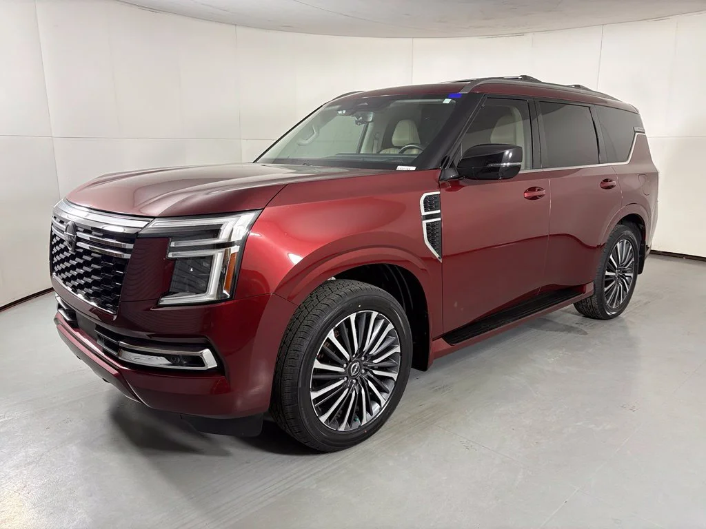 Used 2025 Red Nissan Platinum Reserve image 4