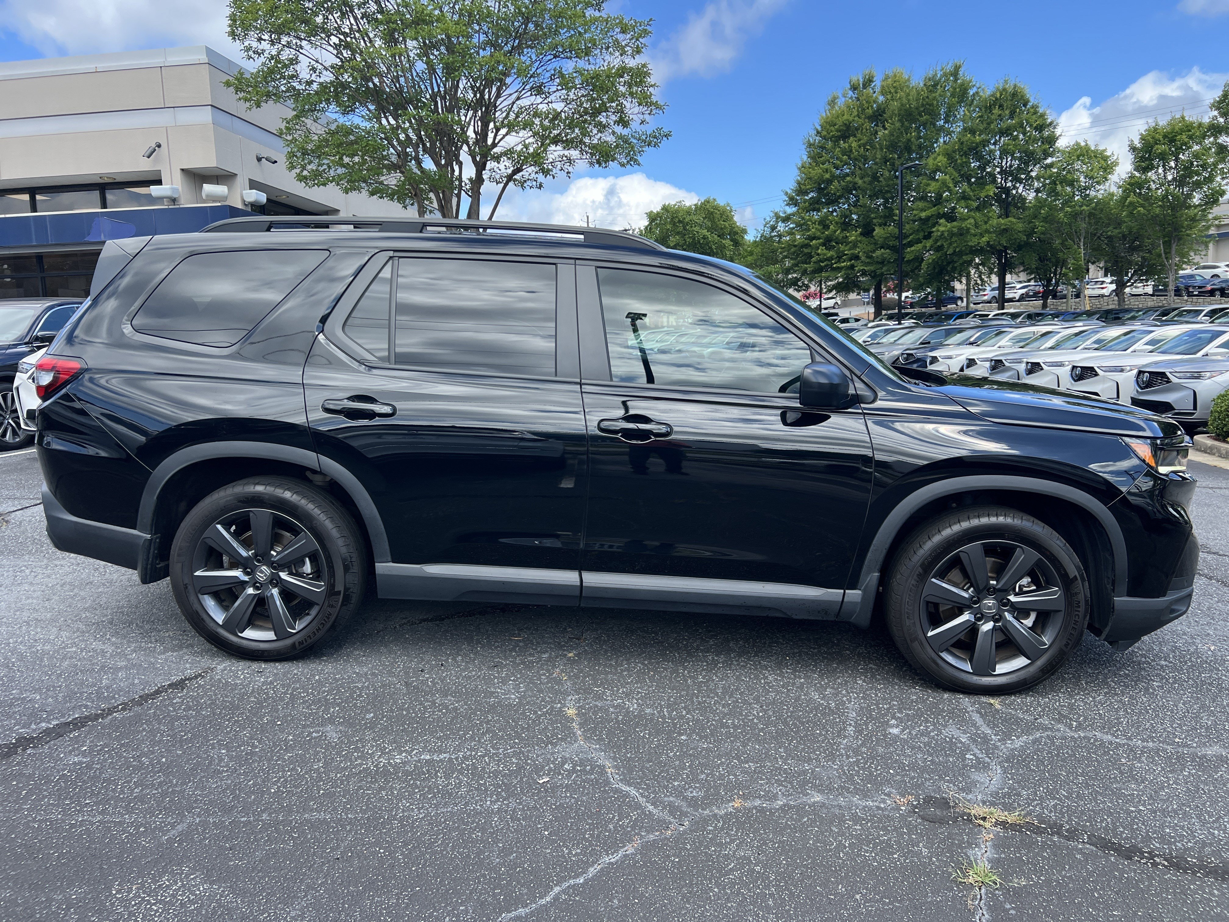 Used 2025 Crystal Black Pearl Honda Sport image 6