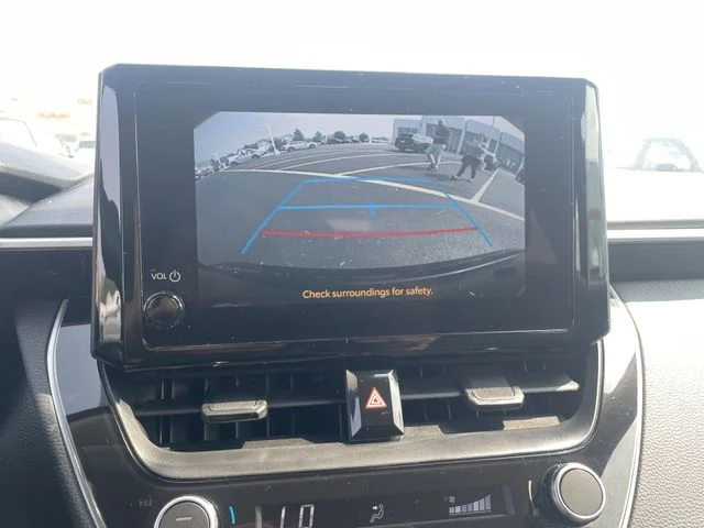 2025 Toyota Corolla LE - Photo 23