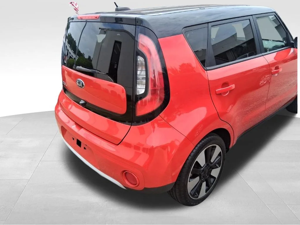 Used 2019 Red Kia Plus image 4