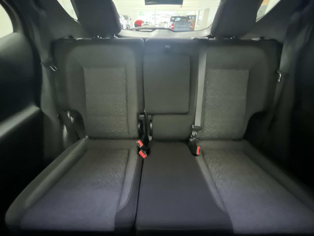 2024 Chevrolet Equinox LT - Photo 30