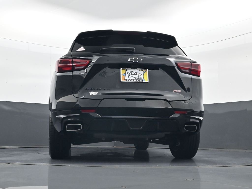 Used 2025 Black Chevrolet RS image 26