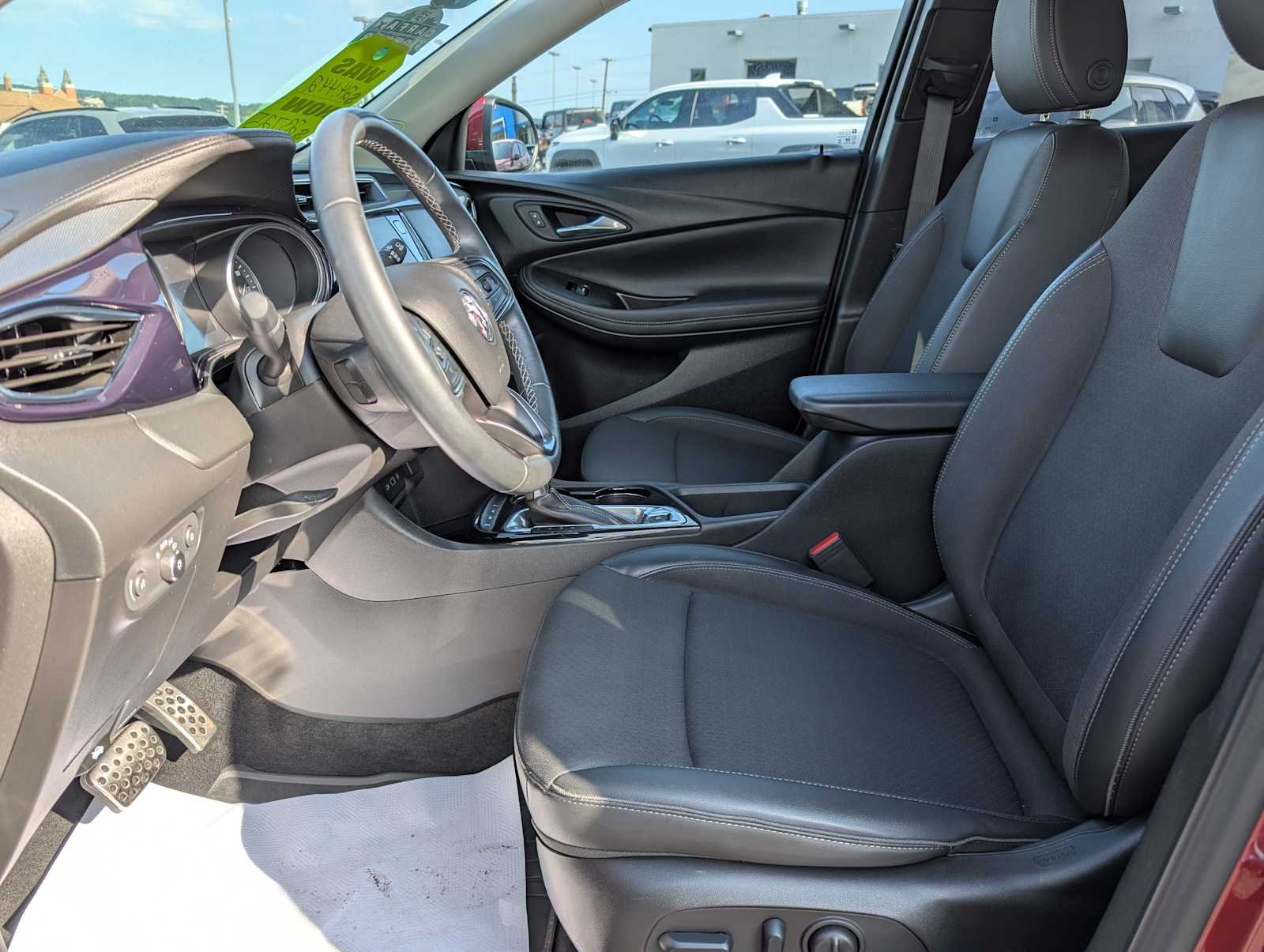 Used 2023 Cinnabar Metallic Buick Select image 4
