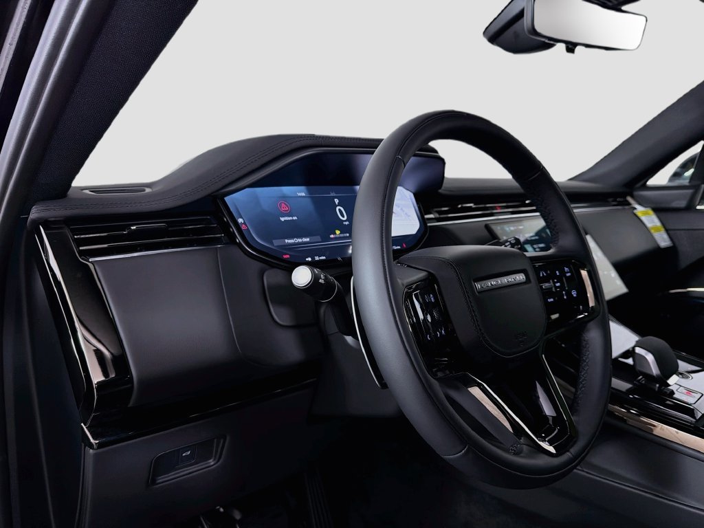 New 2027 Santorini Black Land Rover Dynamic SE P400 image 9