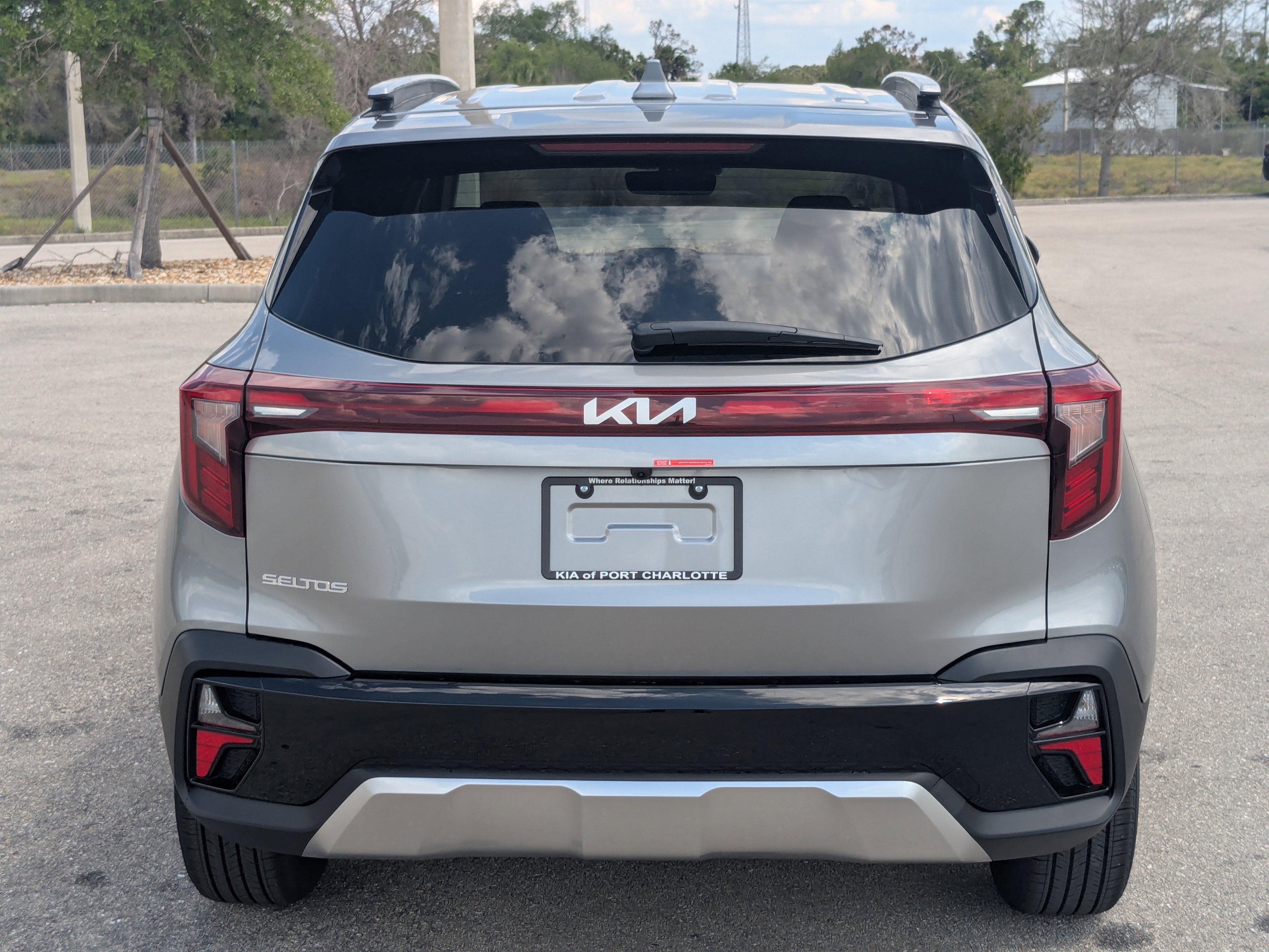 New 2026 Steel Gray Kia S image 6