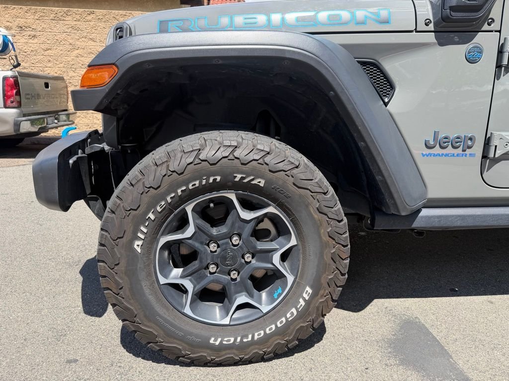 Used 2023 Gray Jeep Rubicon 4xe image 6