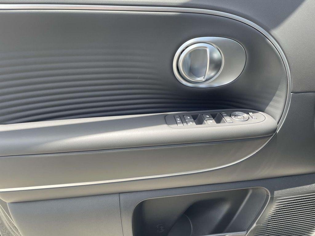 2026 Hyundai IONIQ 9 SEL - Photo 15