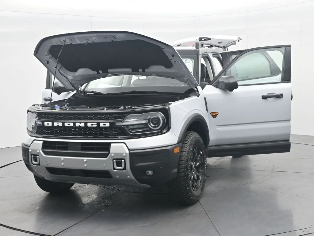 New 2026 Space White Metallic Ford Badlands® image 53