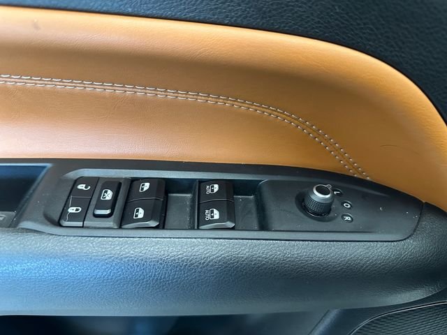 Used 2025 White Jeep Limited image 19