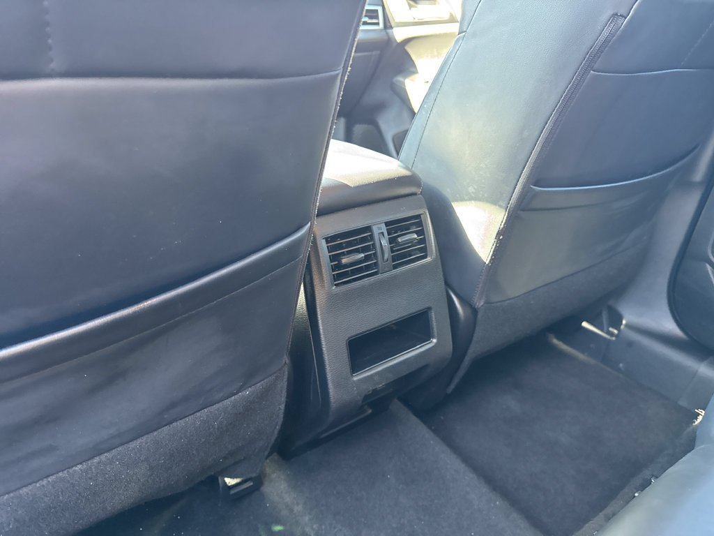 Used 2024 Red Mitsubishi SE image 21