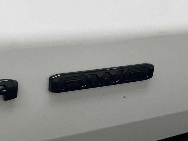 Used 2026 Summit White GMC AWD Elevation image 35