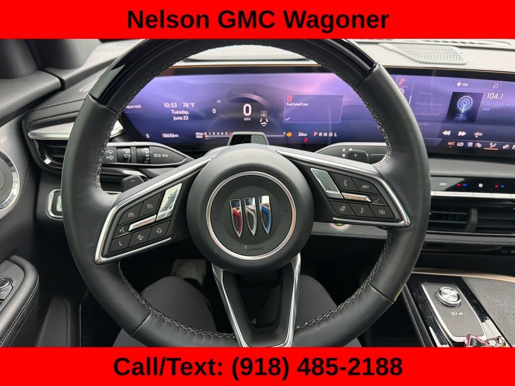 Used 2025 Ebony Twilight Metallic Buick Avenir image 9