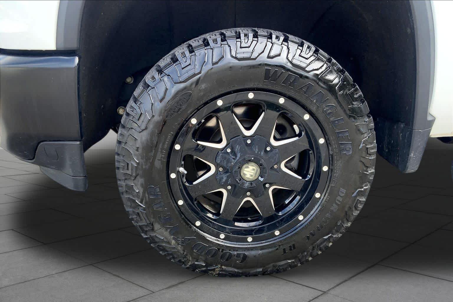Certified Used 2020 Summit White Chevrolet Work Truck image 9